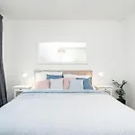 Amazing Two-Bedroom With Terrace