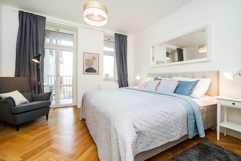 Apartment Amazing Two-bedroom With Terrace Prague