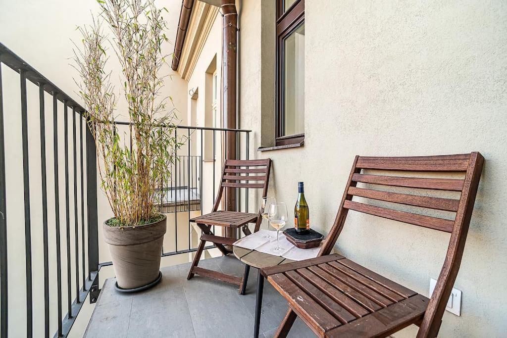 Apartment Amazing Two-bedroom With Terrace Prague