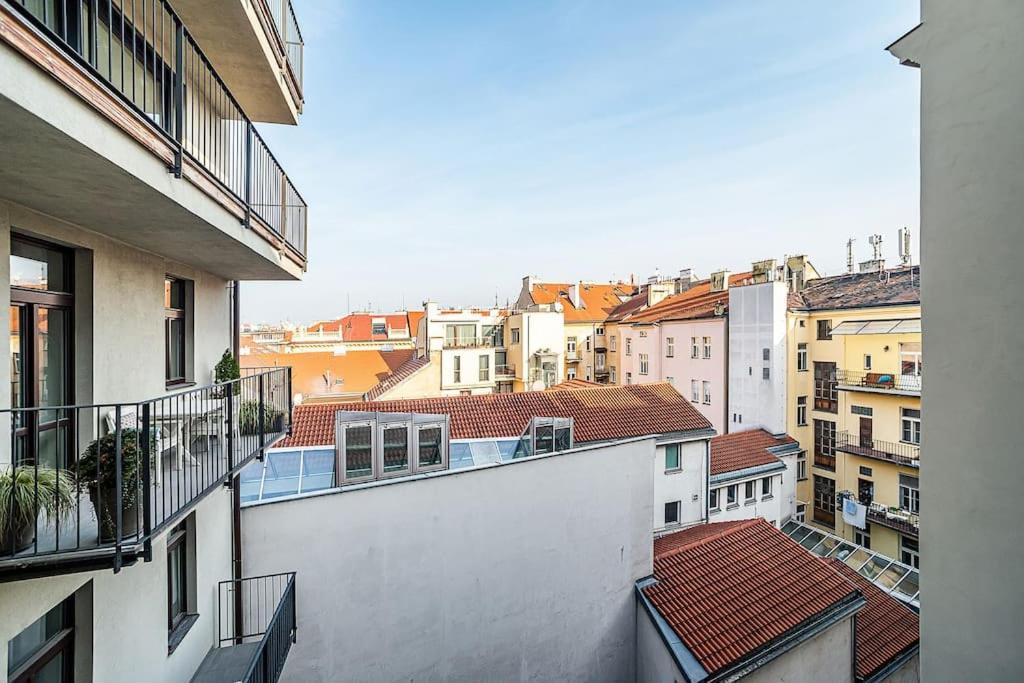 Amazing Two-bedroom With Terrace Prague