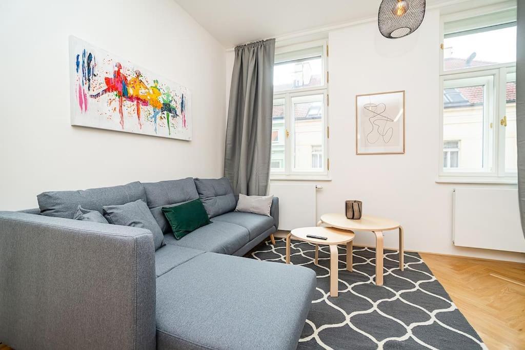 Amazing Two-bedroom With Terrace Apartment
